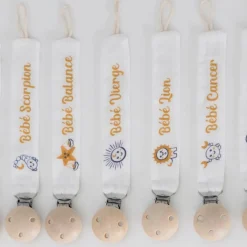 Attache sucette Vierge