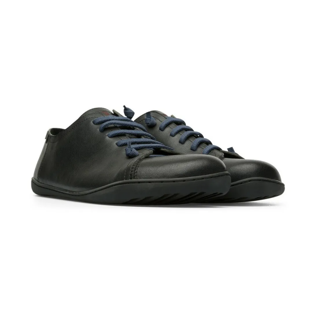 Basket Peu noir en cuir