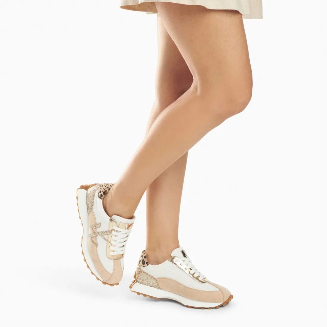 Baskets monogramme Faustine ivoire et beige à semelle running