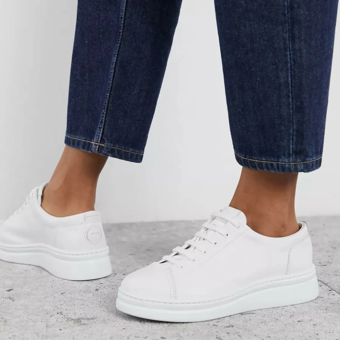 Baskets Runner blanc en cuir