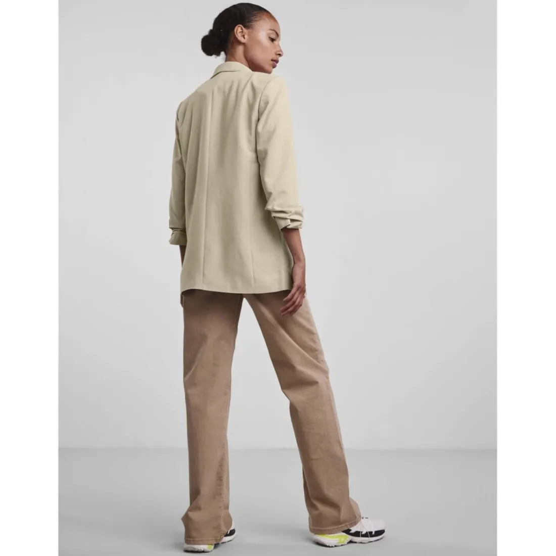 Blazer classique regular fit col à revers gris Amy