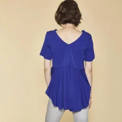 Blouse asymétrique manches courtes col V dos bas volanté femme - Bleu électrique