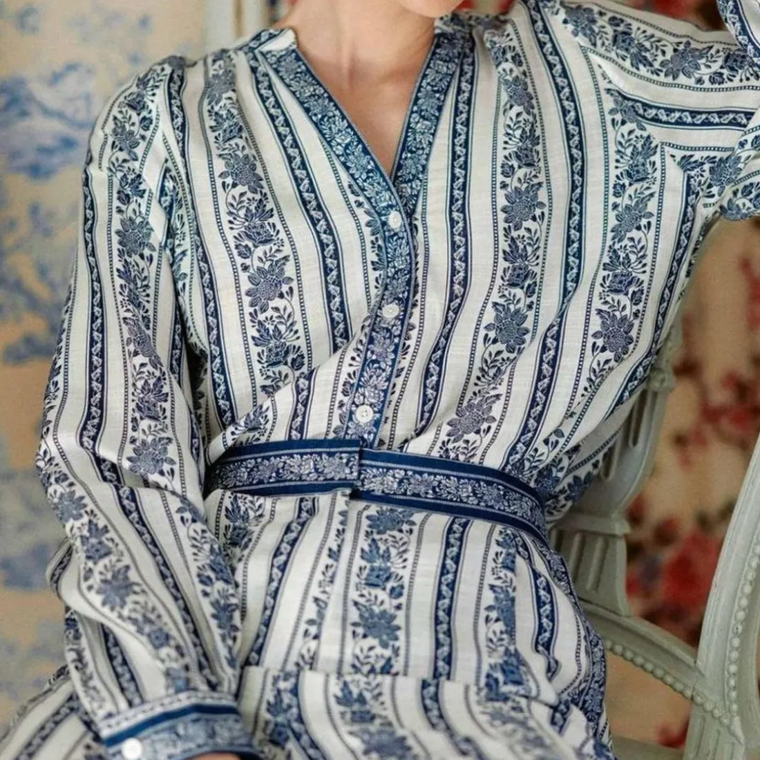 Blouse BEATA frisé bleu en viscose