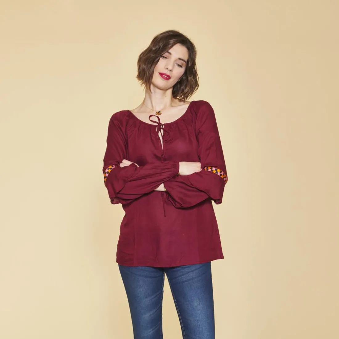 Blouse col caftan manches longues passementerie fronces et volants femme - Rouge Grenat en viscose