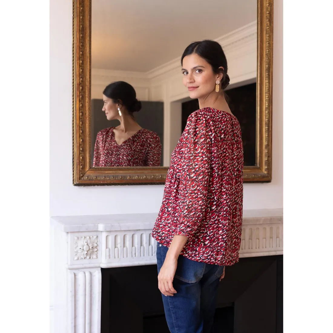 Blouse col V imprimée léopard Célia Rouge