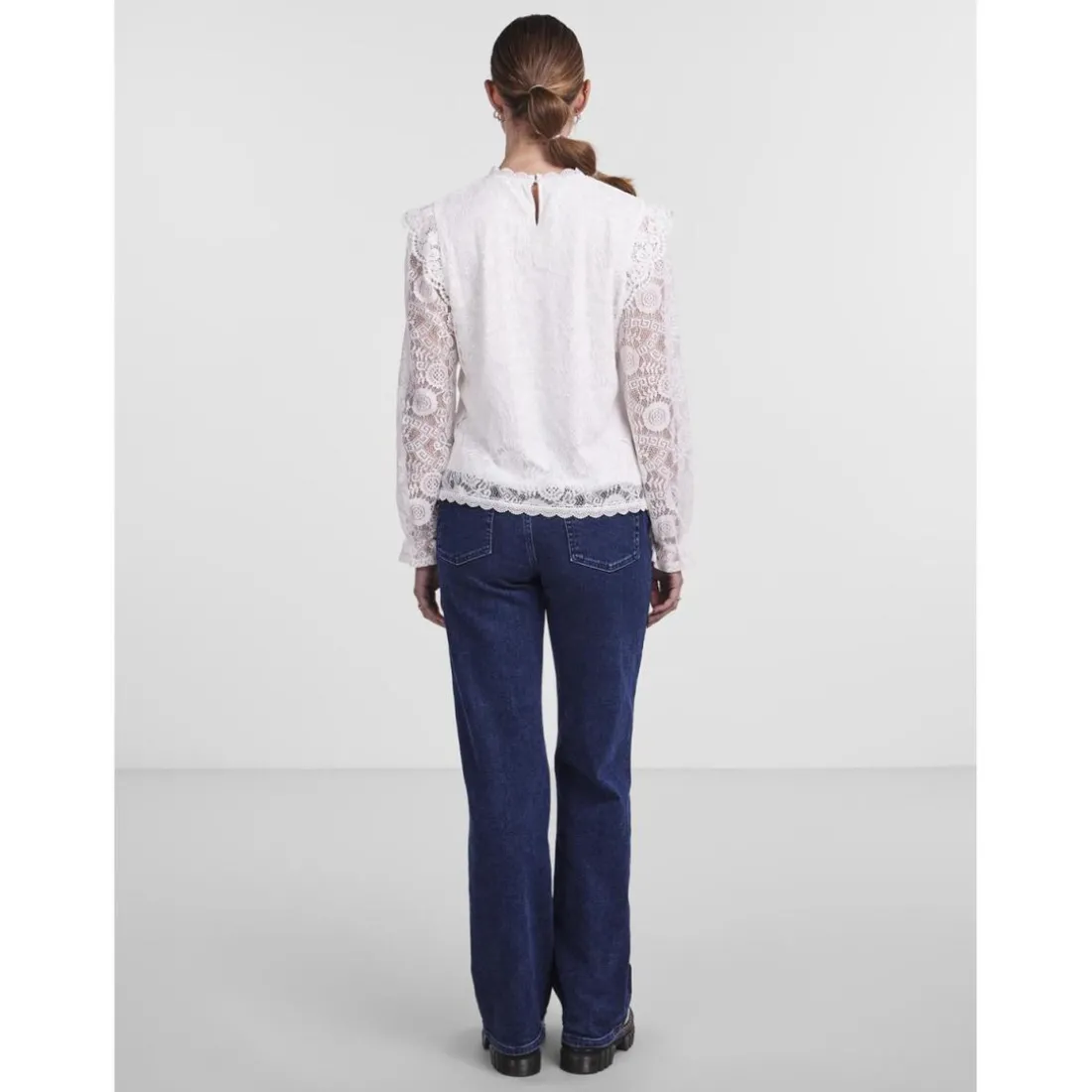 Blouse en dentelle manches longues Colline blanc écru Tia