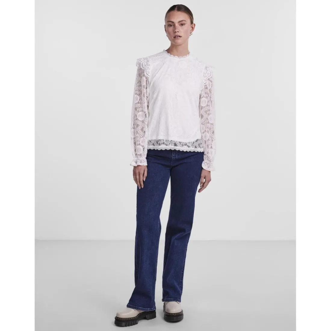Blouse en dentelle manches longues Colline blanc écru Tia