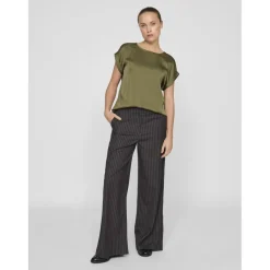 Blouse manches courtes en satin Ellette vert Beth