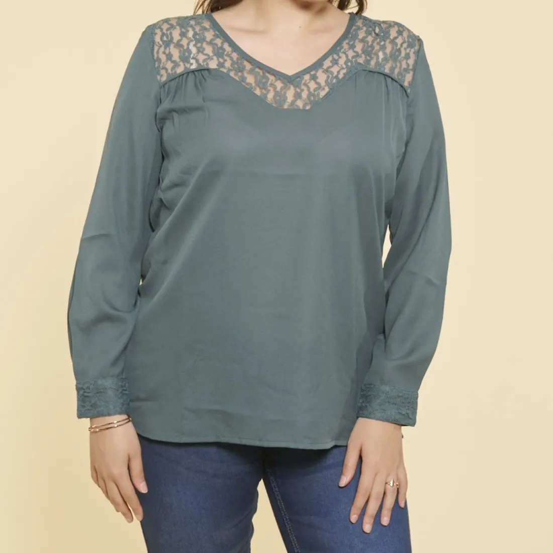 Blouse manches longues col V et poignets avec dentelle grandes tailles femme - Vert Bouteille