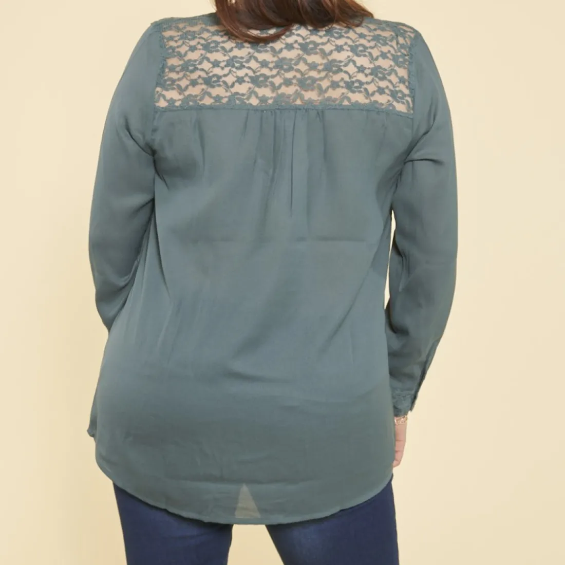 Blouse manches longues col V et poignets avec dentelle grandes tailles femme - Vert Bouteille