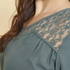 Blouse manches longues col V et poignets avec dentelle grandes tailles femme - Vert Bouteille