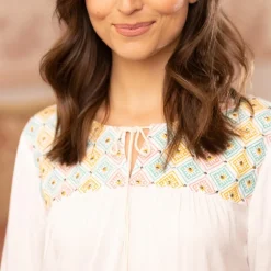 Blouse manches longues élastiquées fronces et broderie femme - écru blanc en viscose
