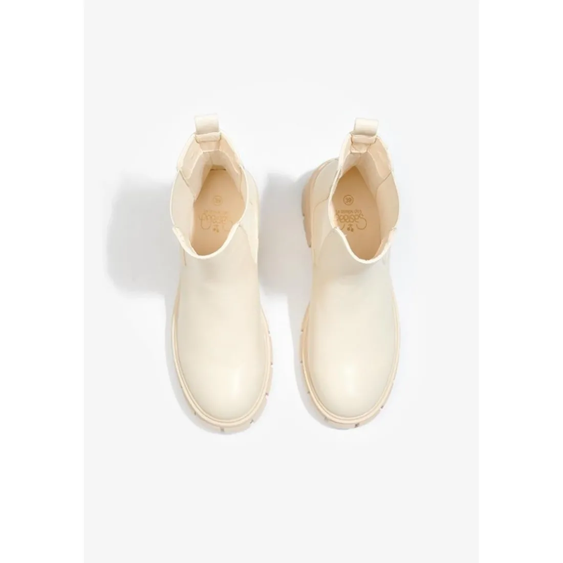 Bottes à semelles crantées blanc