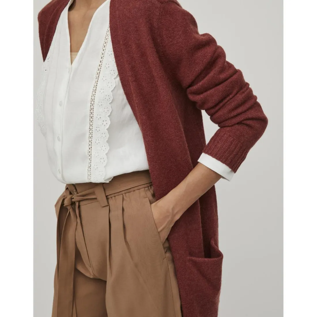 Cardigan col fendu marron en viscose Elia