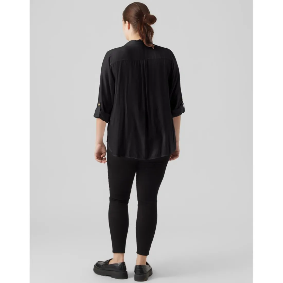 Chemise à manches avec revers - Noire en viscose