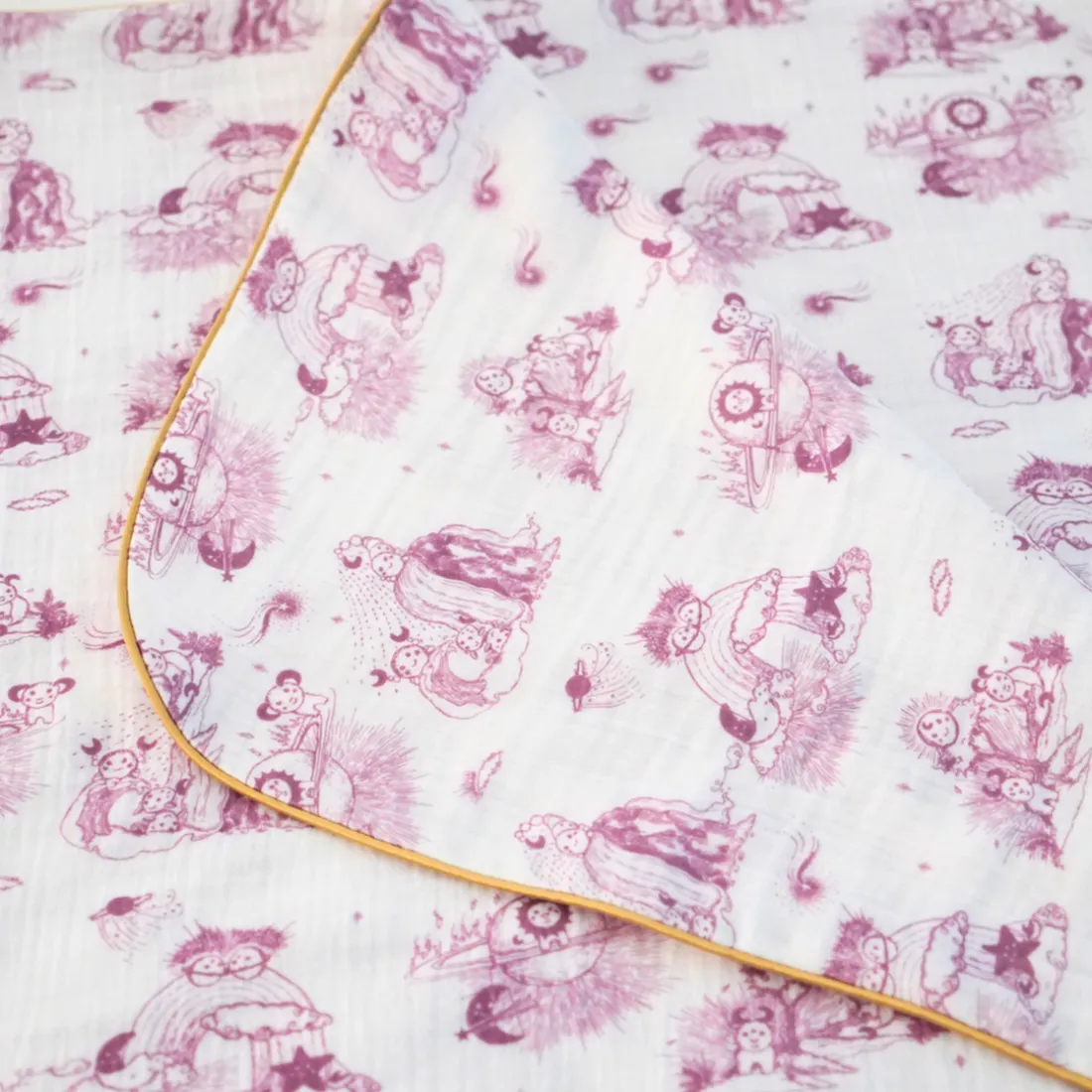 Couverture mi saison pour bébé Jouy rose