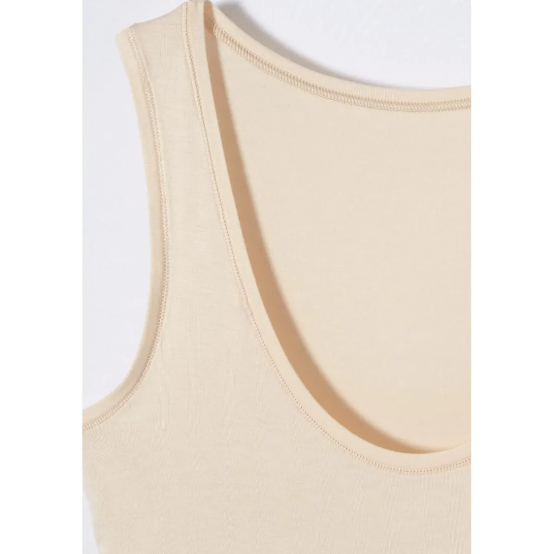 Débardeur invisible sable