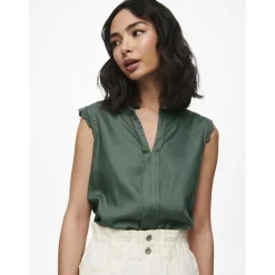 Débardeur regular fit vert foncé en viscose Yara