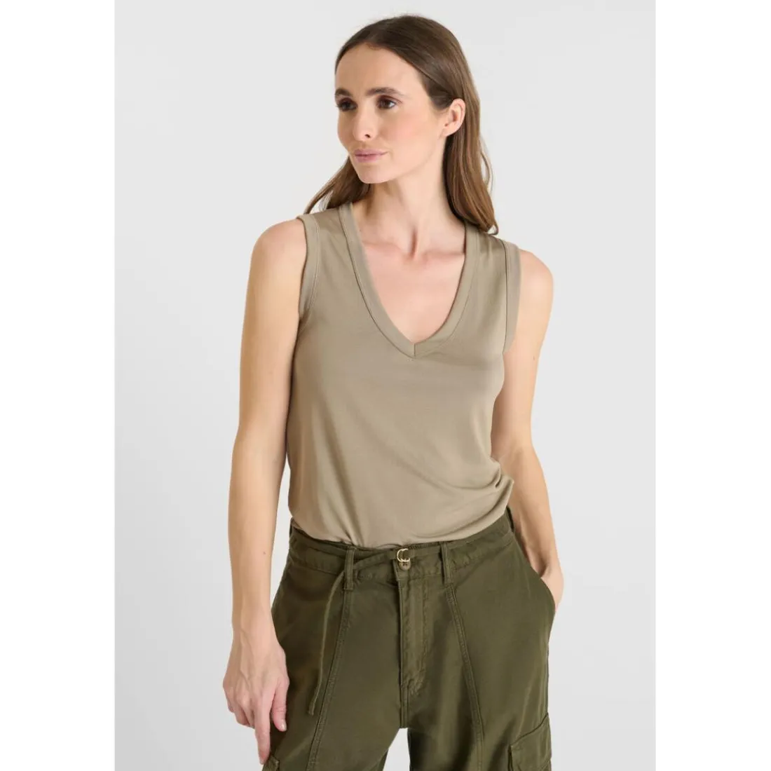 Debardeur Keran kaki en viscose Emma