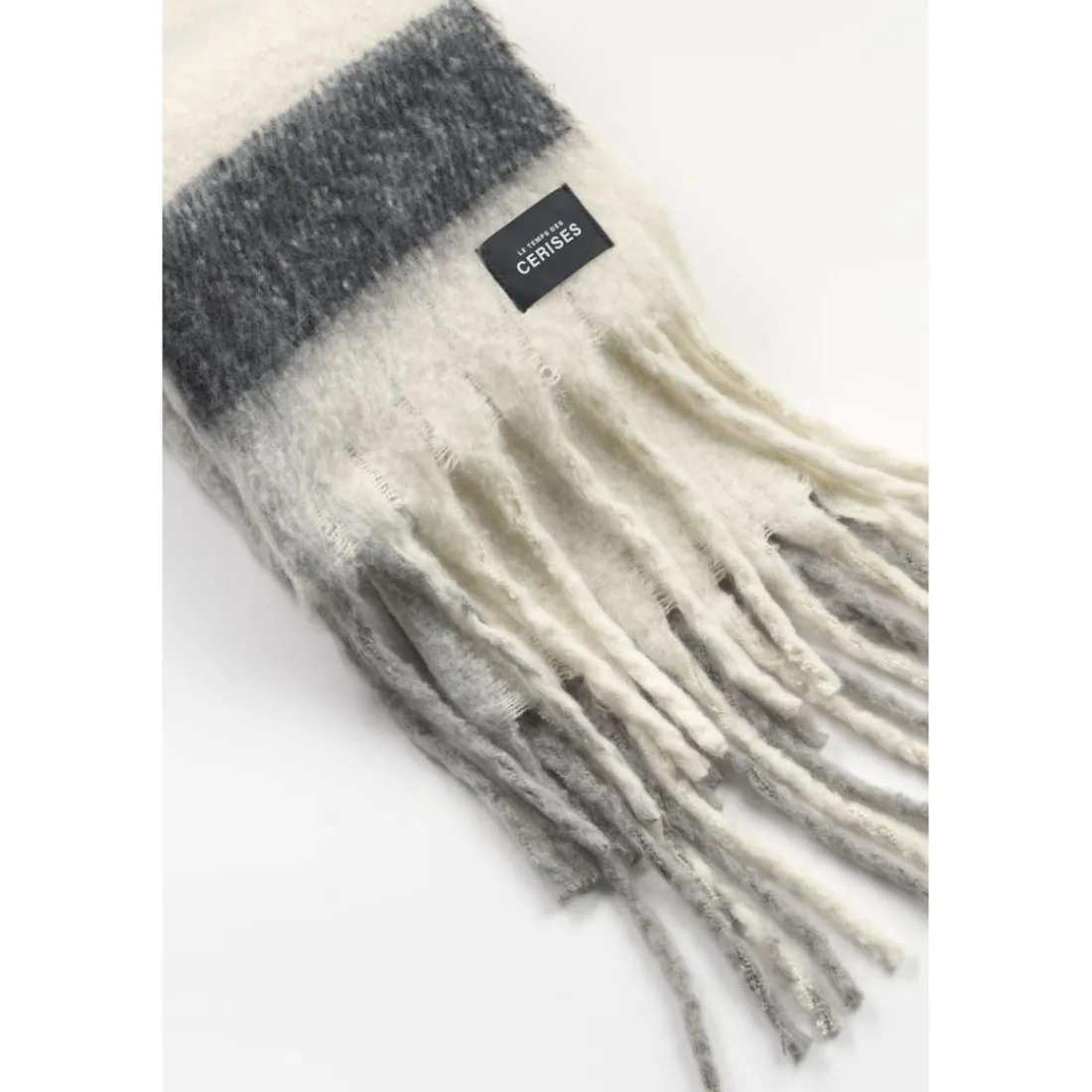 Echarpe ARGUN gris Yael