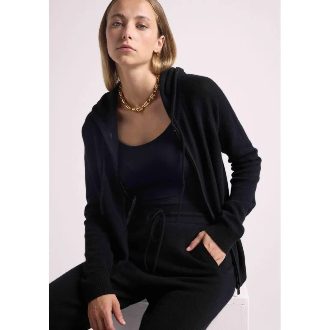 Gilet zippe capuche femme ZUMA en cachemire noir