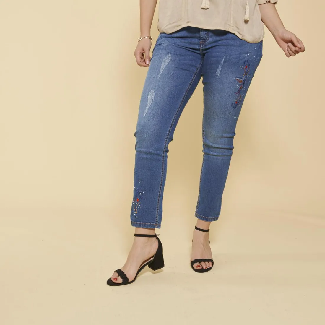 Jean coupe 5 poches aspect délavé déchirures et broderie grandes tailles femme - Bleu en coton