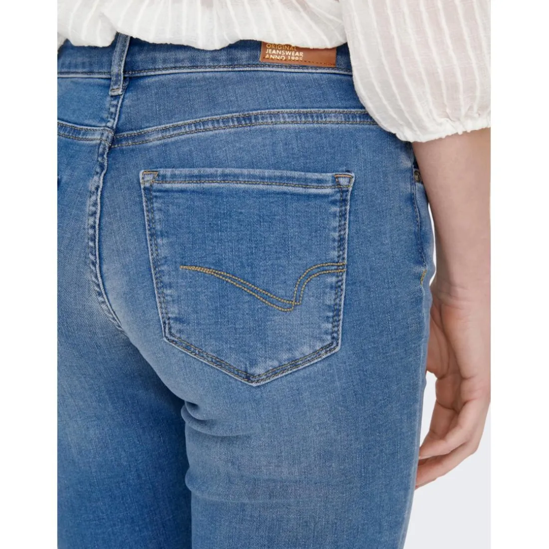 Jean coupe droite braguette zippée taille classique bleu en coton Isla
