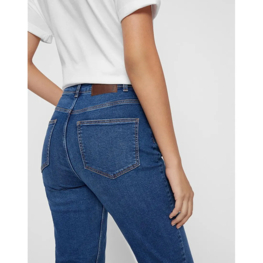 Jean mom braguette zippée bleu en coton Cate