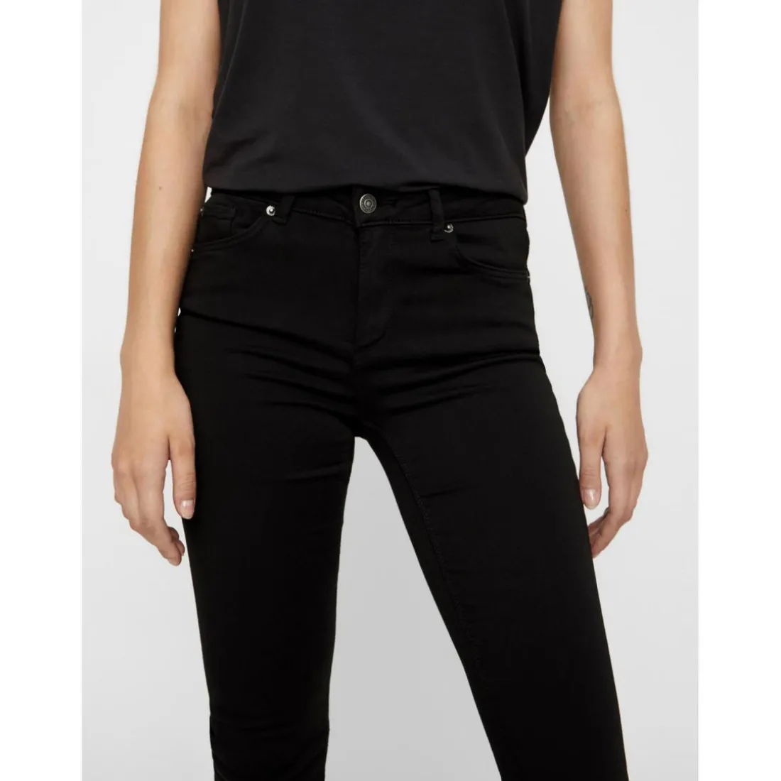 Jean slim Slim Fit Taille moyenne Longueur regular noir en coton modal