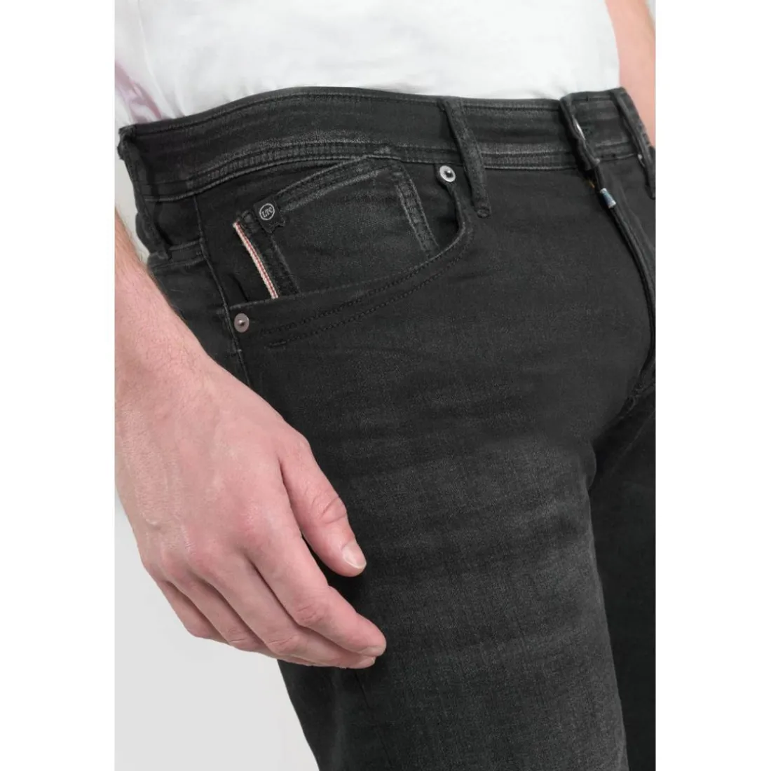 Jeans ajusté BLUE JOGG 700/11, longueur 34 noir Ivan