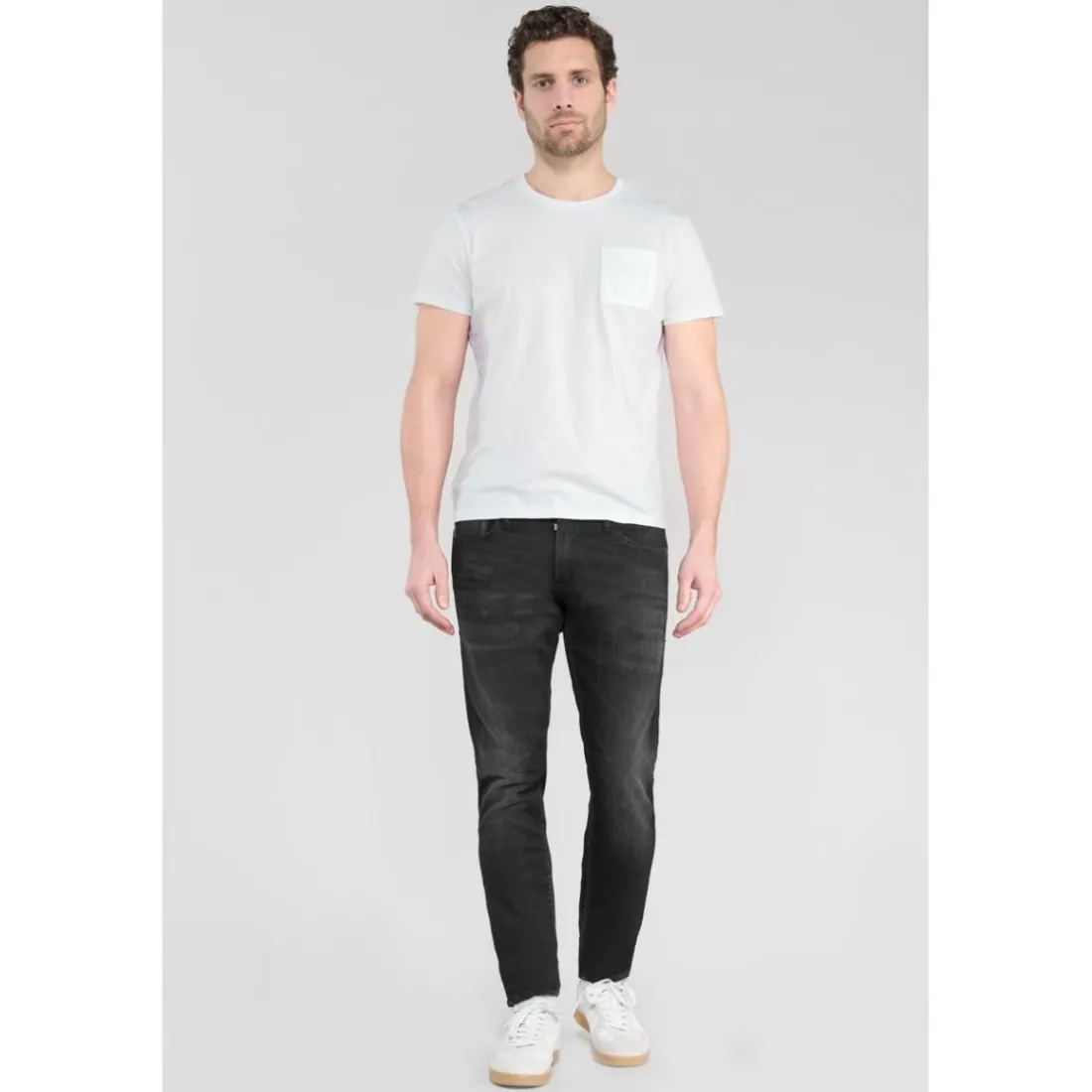 Jeans ajusté BLUE JOGG 700/11, longueur 34 noir Ivan
