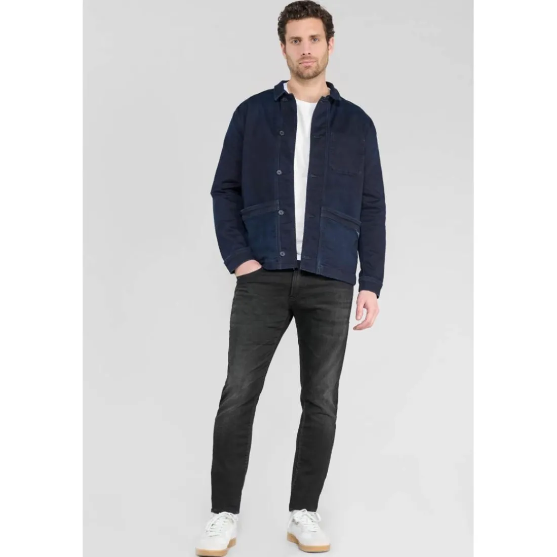 Jeans ajusté BLUE JOGG 700/11, longueur 34 noir Ivan