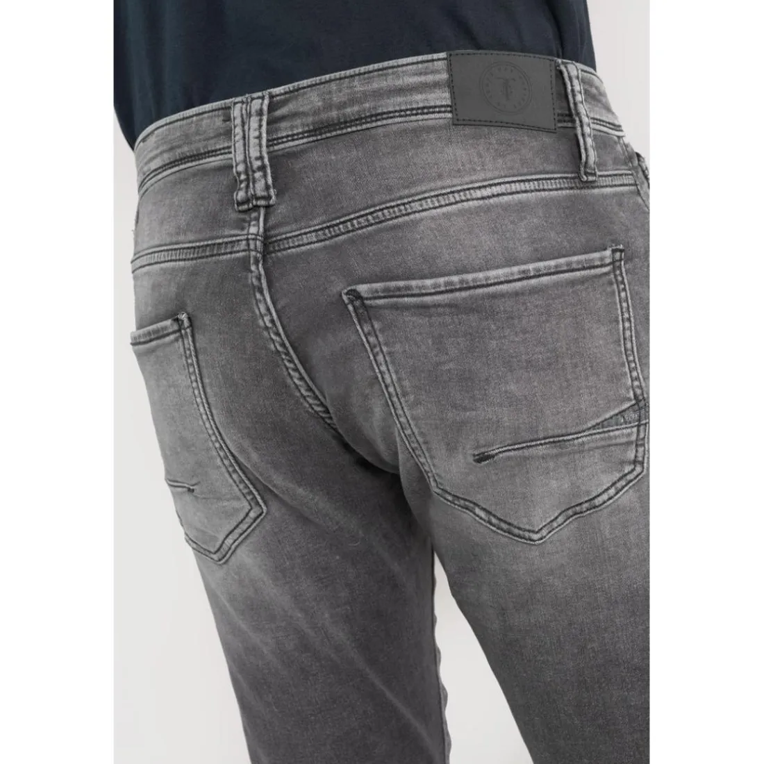 Jeans ajusté BLUE JOGG 700/11, Vale noir en coton