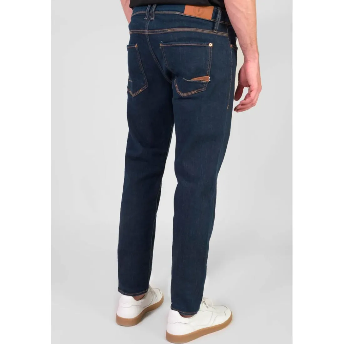 Jeans ajusté stretch 700/11, longueur 34 bleu Chad en coton