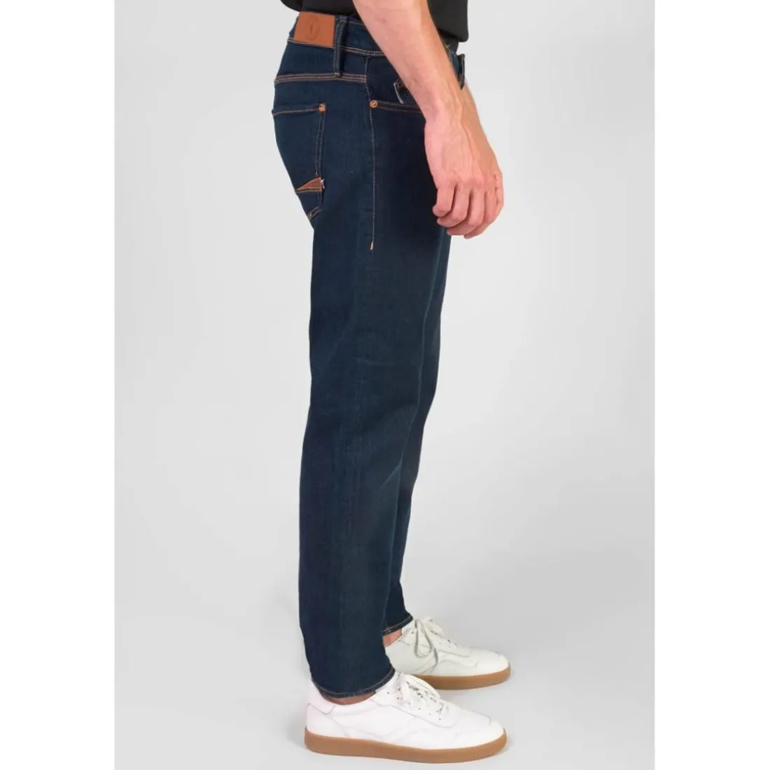 Jeans ajusté stretch 700/11, longueur 34 bleu Chad en coton