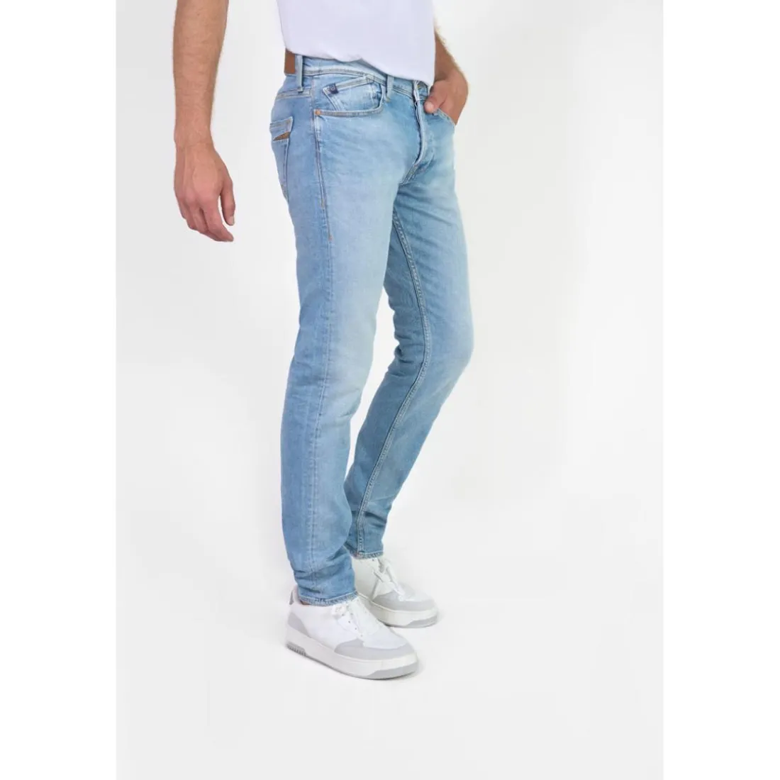 Jeans ajusté stretch 700/11, longueur 34 bleu Dylan