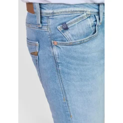 Jeans ajusté stretch 700/11, longueur 34 bleu Dylan