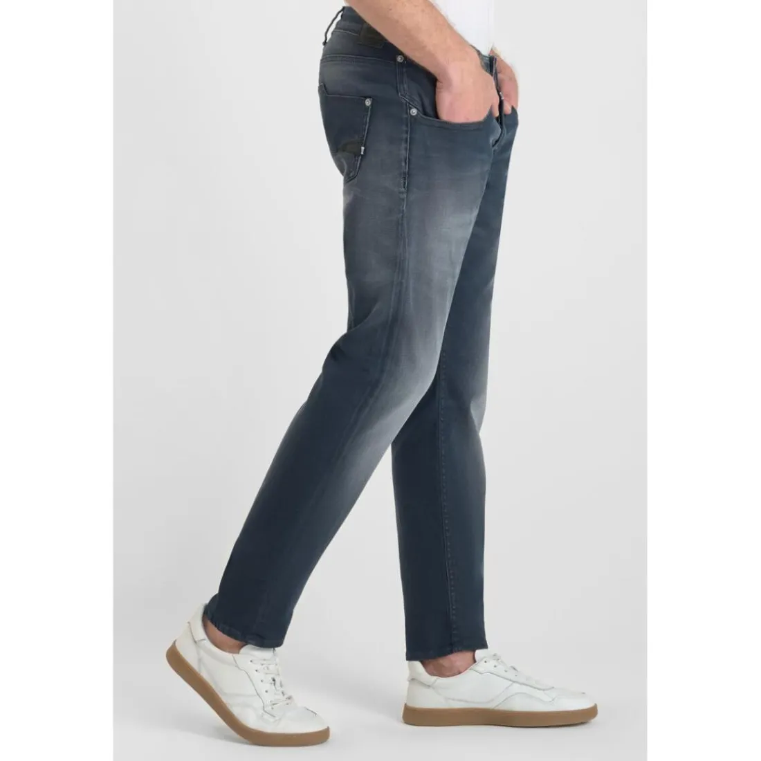 Jeans ajusté stretch 700/11, longueur 34 bleu en coton Finn