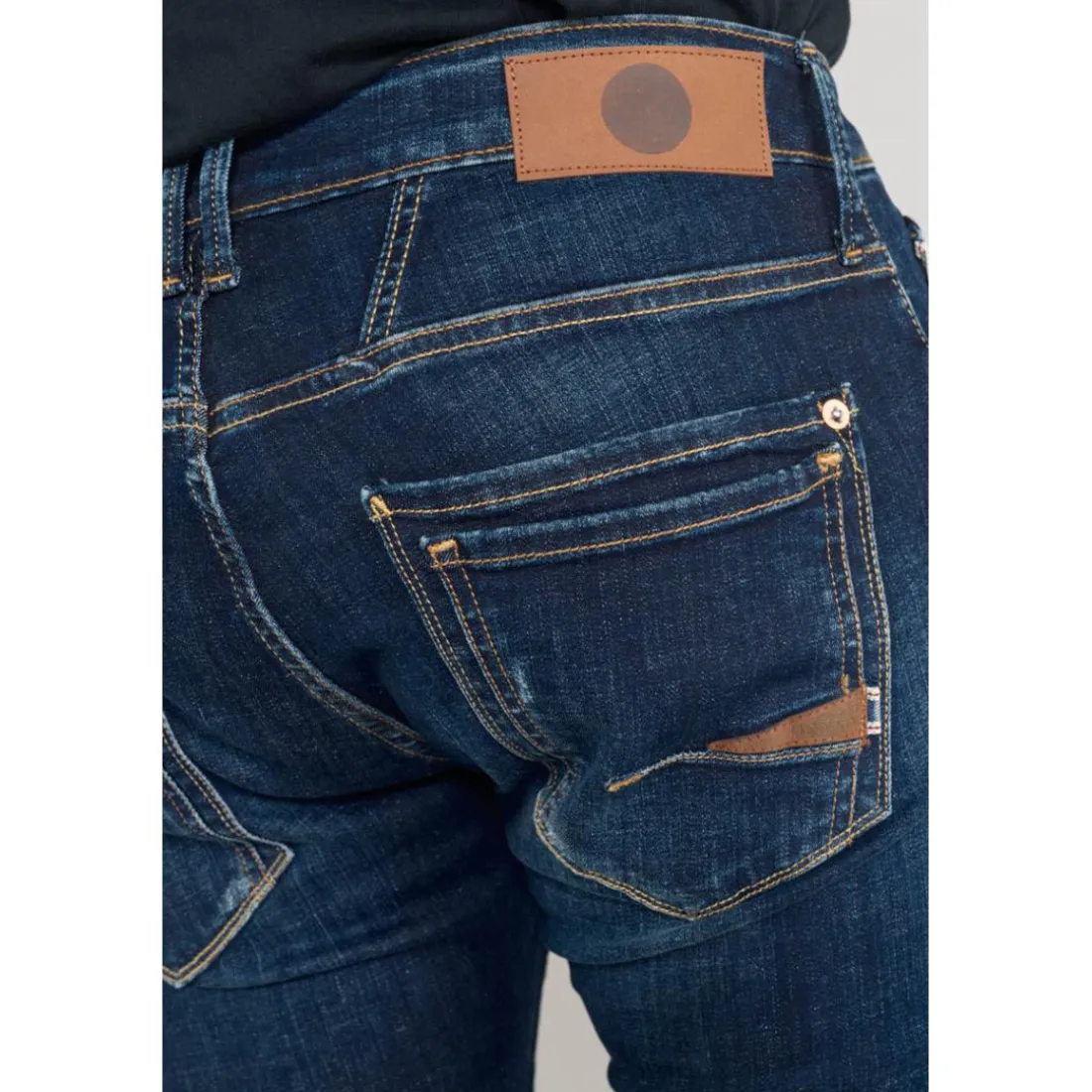 Jeans ajusté stretch 700/11, longueur 34 bleu en coton Alec