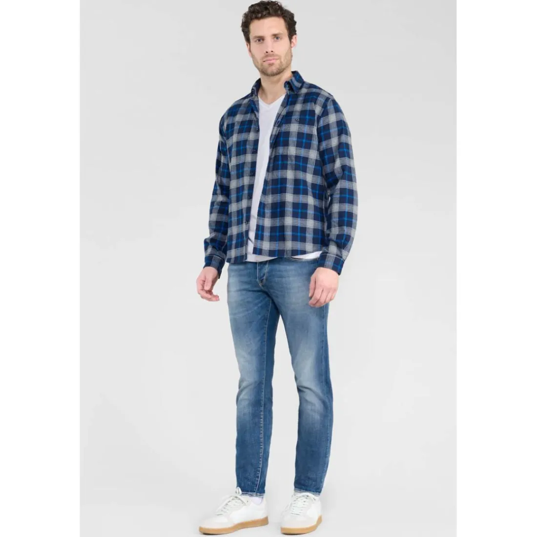 Jeans ajusté stretch 700/11, longueur 34 bleu Yuri en coton