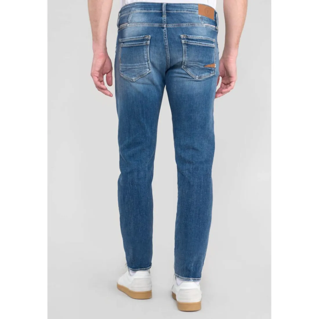 Jeans ajusté stretch 700/11, longueur 34 bleu Yuri en coton