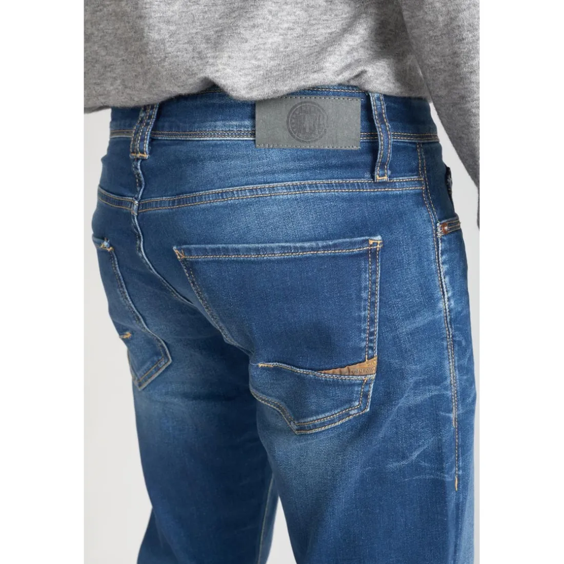 Jeans ajusté stretch 700/11, longueur 34 bleu Derek