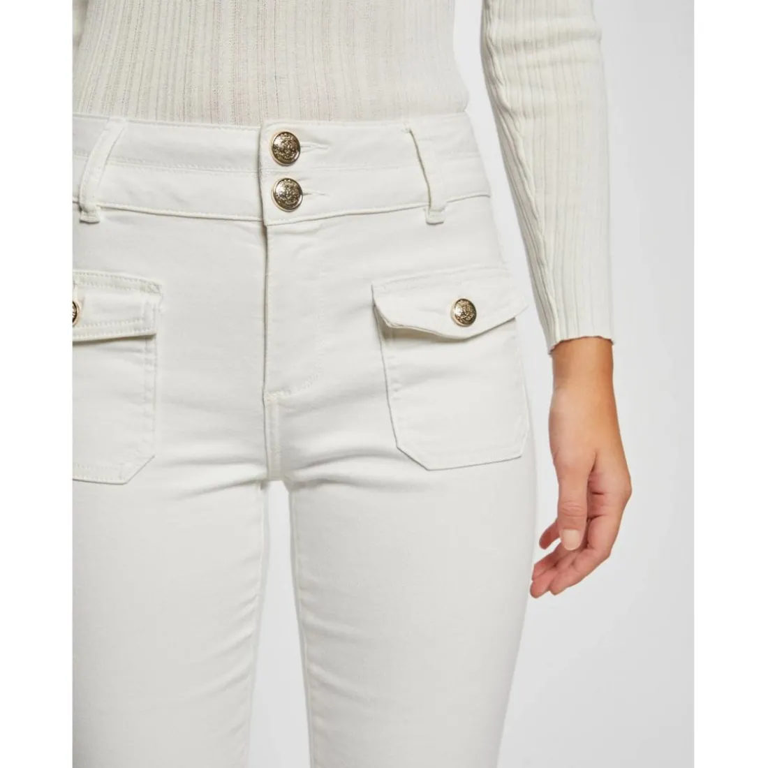 Jeans bootcut poches à rabat blanc en coton