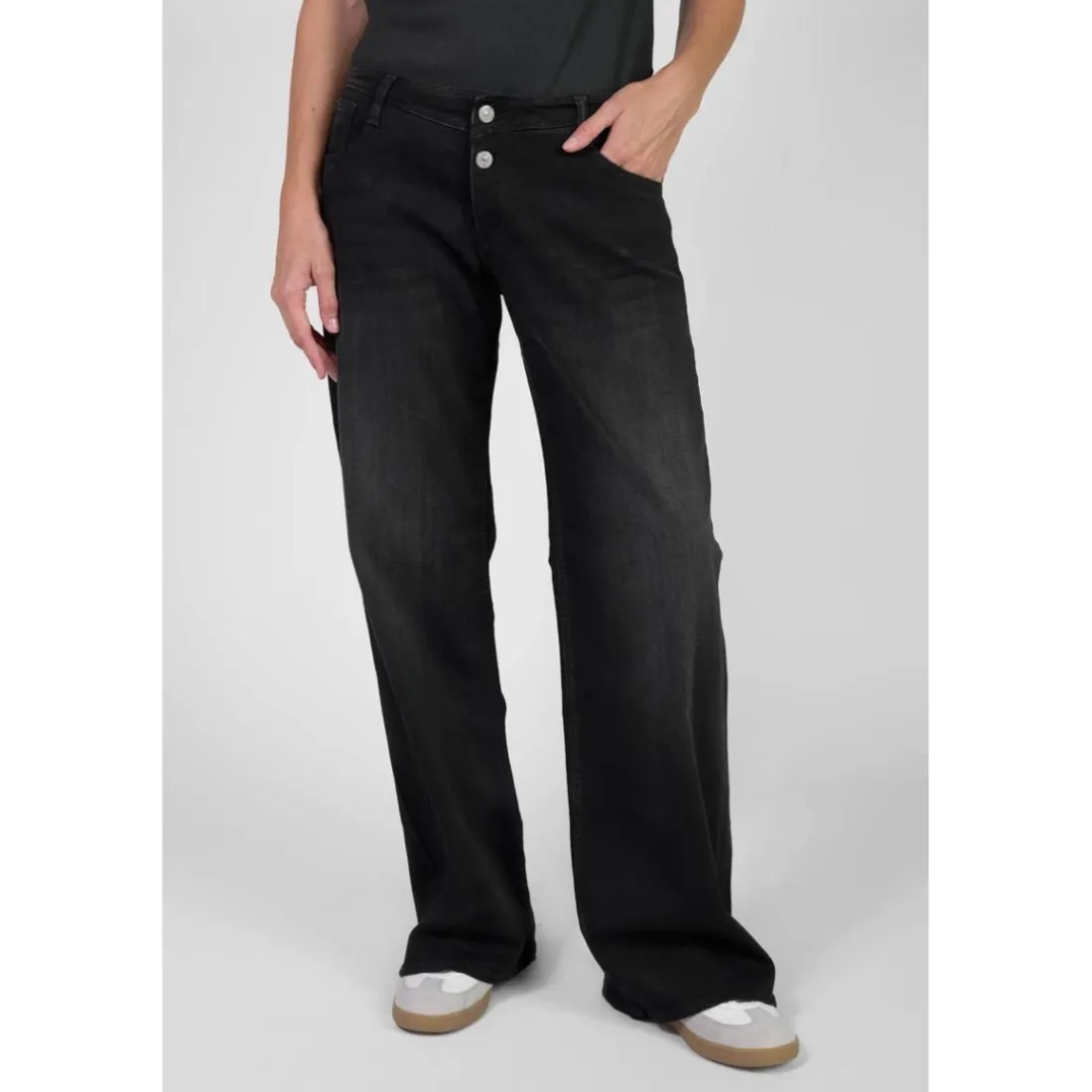 Jeans flare, très évasé, longueur 34 noir en coton Lara