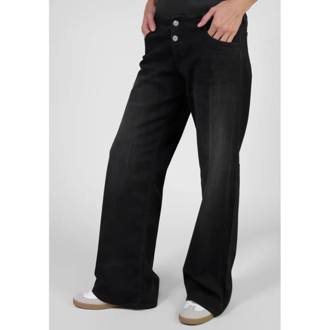 Jeans flare, très évasé, longueur 34 noir en coton Lara