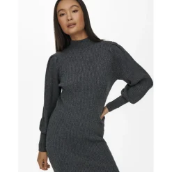 Onlkatia L/S Dress Knt Noos gris en viscose Sloan