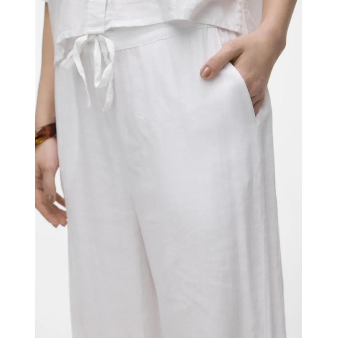 Pantalon à jambe large taille moyenne blanc en lin Lara