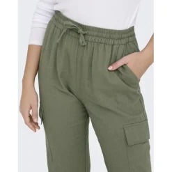 Pantalon cargo vert en lin Nea