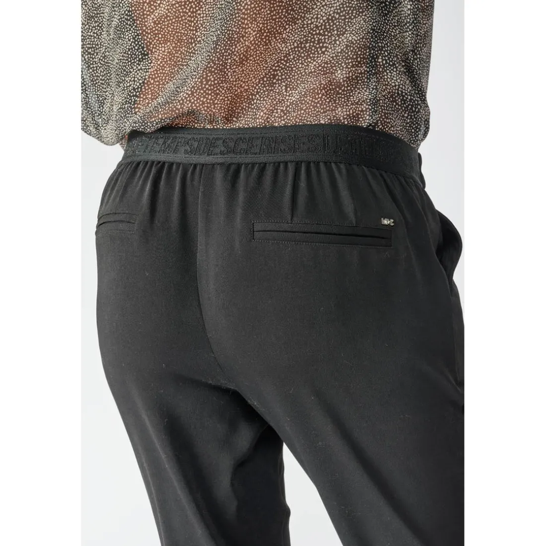 Pantalon carotte ZEFIRA noir