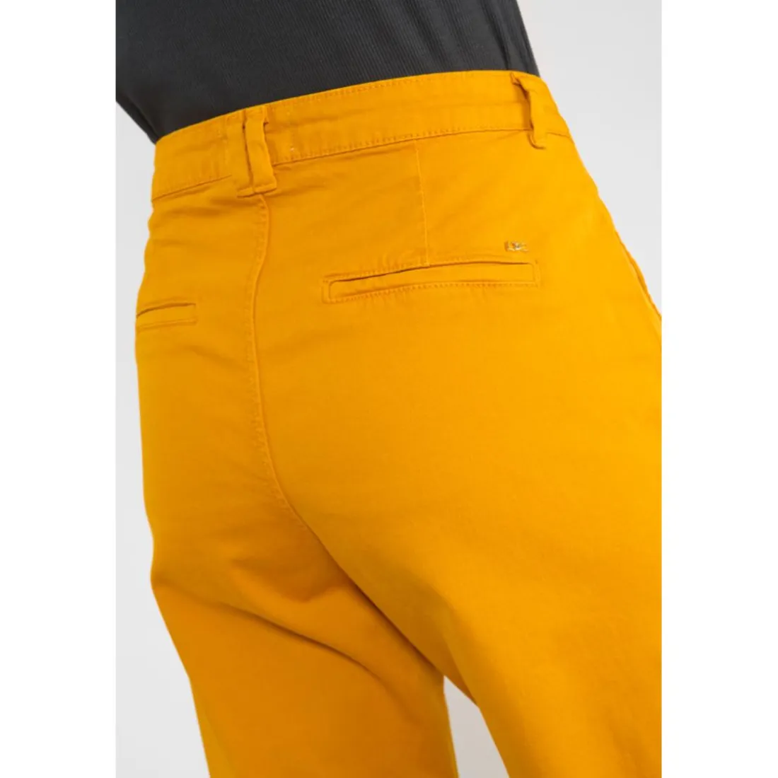 Pantalon chino ERLE jaune Ione